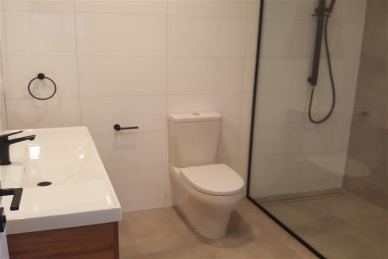 Photo of property in 26 List Street, Welbourn, New Plymouth, 4310