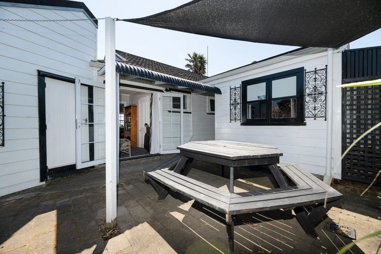 Photo of property in 33 Bramley Drive, Omokoroa, 3114