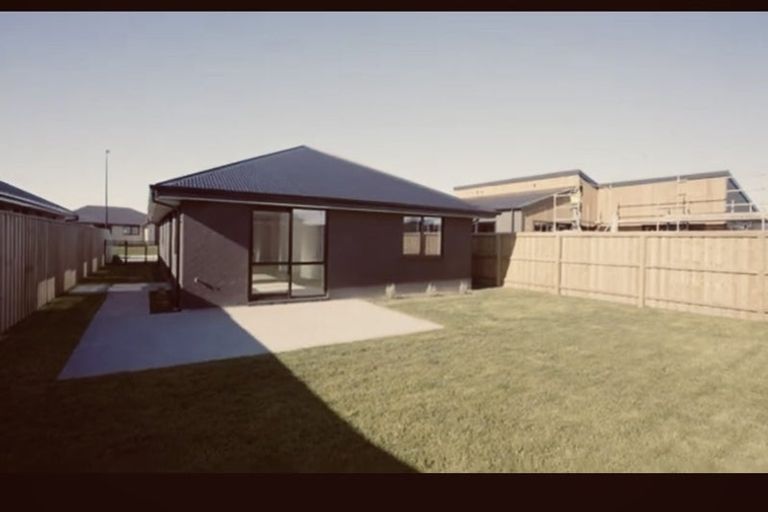 Photo of property in 35 Herridge Street, Woodend, 7691