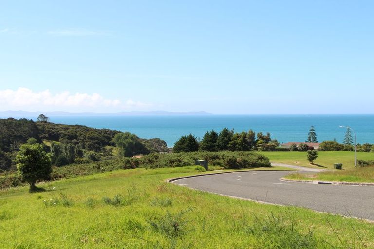 Photo of property in 93 Stratford Drive, Cable Bay, 0420