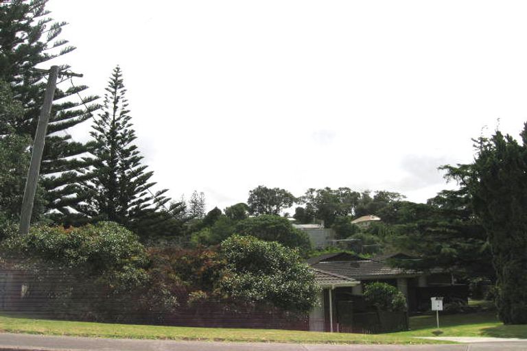 Photo of property in 3/17 Omana Road, Milford, Auckland, 0620