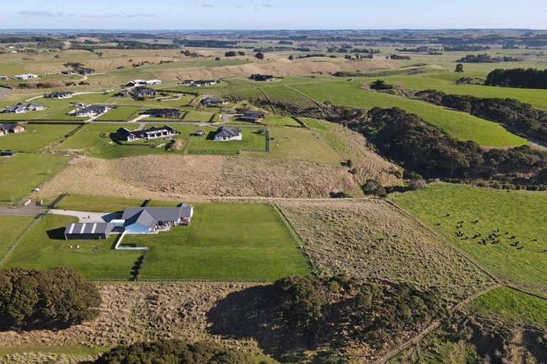 Photo of property in 84b View Road, Halcombe, 4779