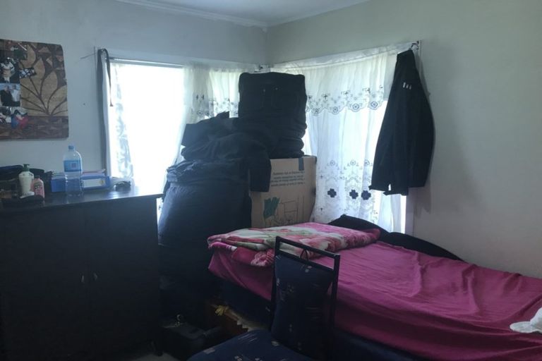 Photo of property in 94 Hills Road, Otara, Auckland, 2023