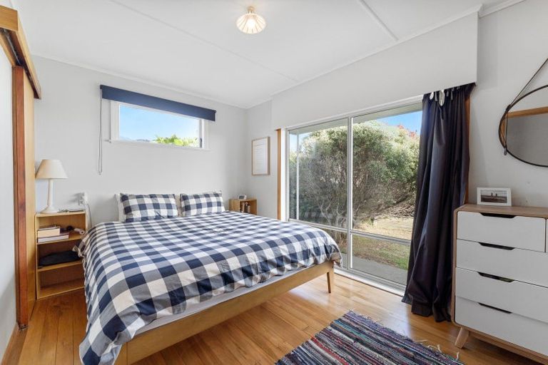 Photo of property in 9 Miriona Grove, Paekakariki, 5034