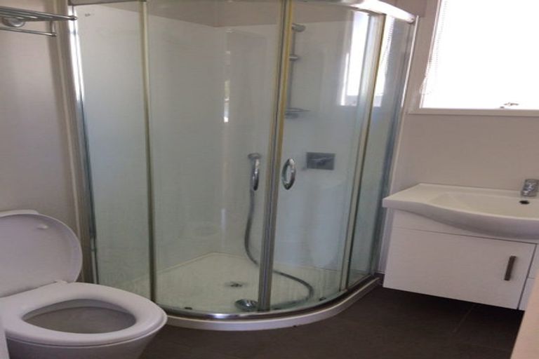 Photo of property in 15 Ennis Avenue, Pakuranga Heights, Auckland, 2010