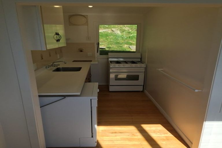 Photo of property in 19 Whaui Street, Vogeltown, Wellington, 6021