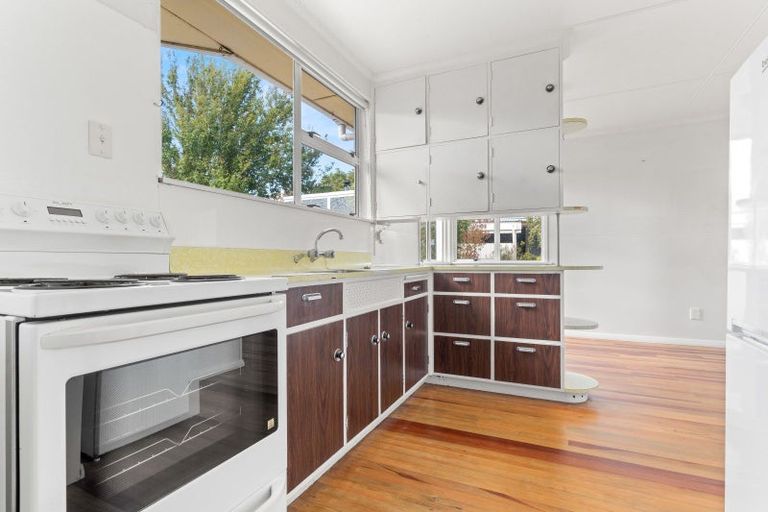 Photo of property in 83 Victoria Street, Carterton, 5713