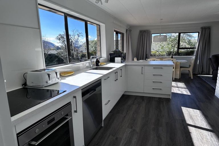 Photo of property in 10 Hodgkins Street, Pukehangi, Rotorua, 3015