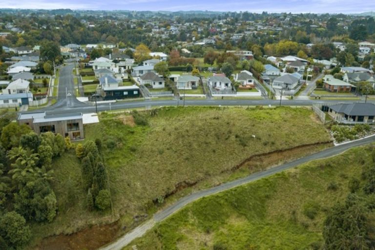 Photo of property in 286 Frankley Road, Ferndale, New Plymouth, 4310