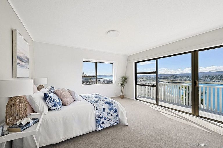 Photo of property in 7 View Road, Houghton Bay, Wellington, 6023