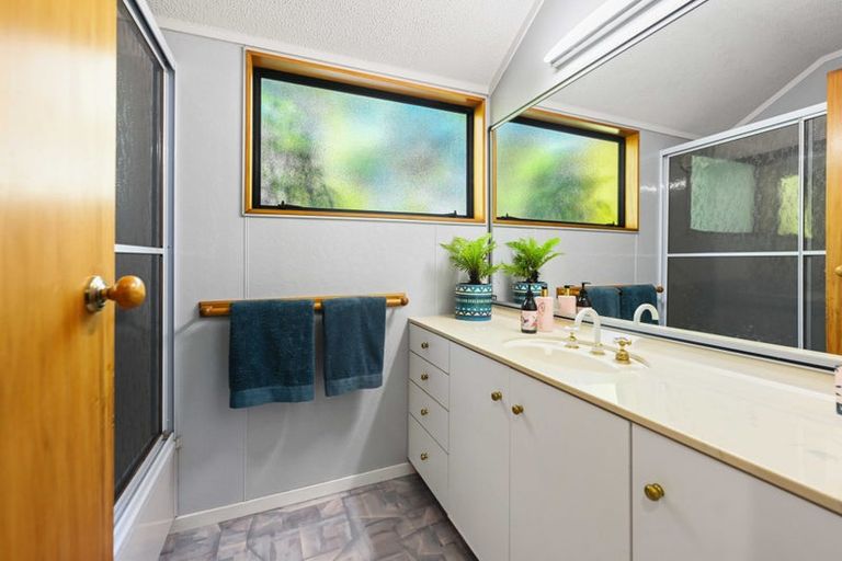 Photo of property in 28 Church Road, Pukete, Hamilton, 3200