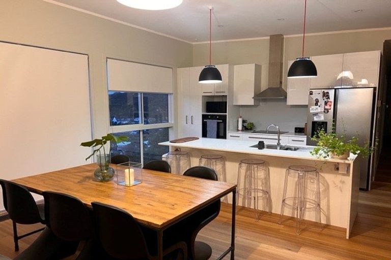 Photo of property in 38b Emerald Hill Drive, Birchville, Upper Hutt, 5018