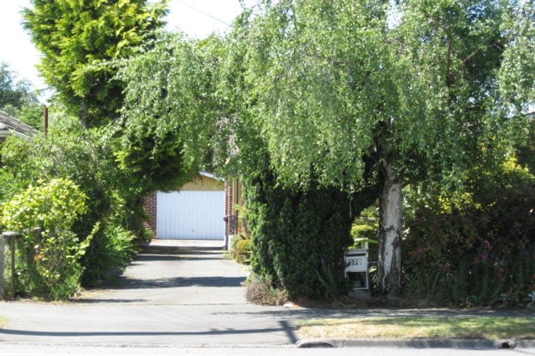Photo of property in 370 Wairakei Road, Burnside, Christchurch, 8053