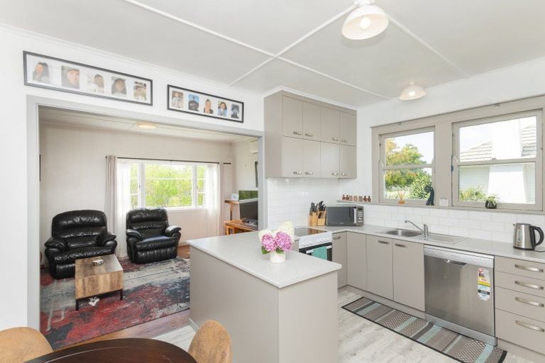Photo of property in 14 Muir Street, Te Hapara, Gisborne, 4010