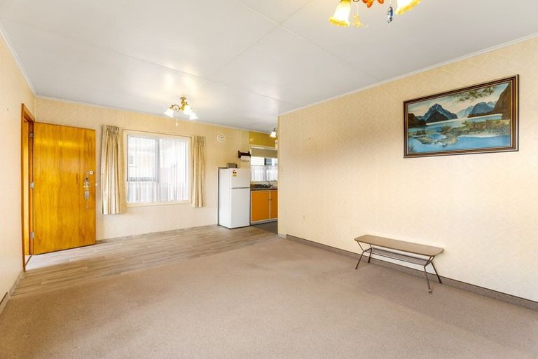 Photo of property in 5 Ashforth Street, Wainuiomata, Lower Hutt, 5014