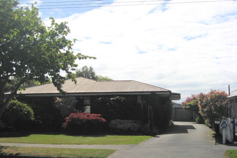 Photo of property in 11 Martbern Crescent, Bishopdale, Christchurch, 8053