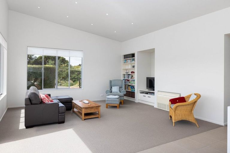 Photo of property in 108 Bayview Road, Charteris Bay, Lyttelton, 8971