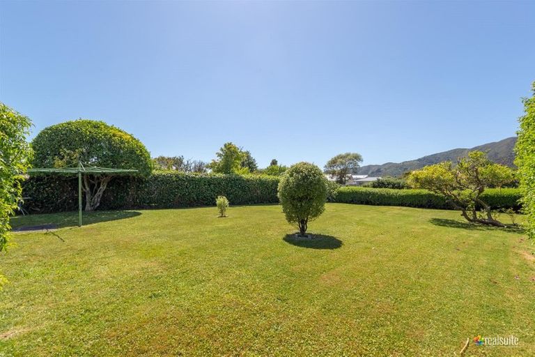 Photo of property in 154 Randwick Road, Moera, Lower Hutt, 5010