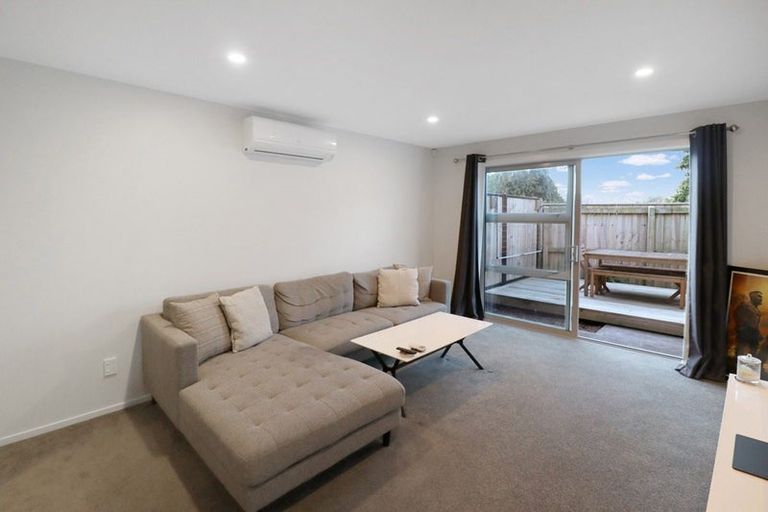 Photo of property in 37 Mcgrath Way, Taita, Lower Hutt, 5011