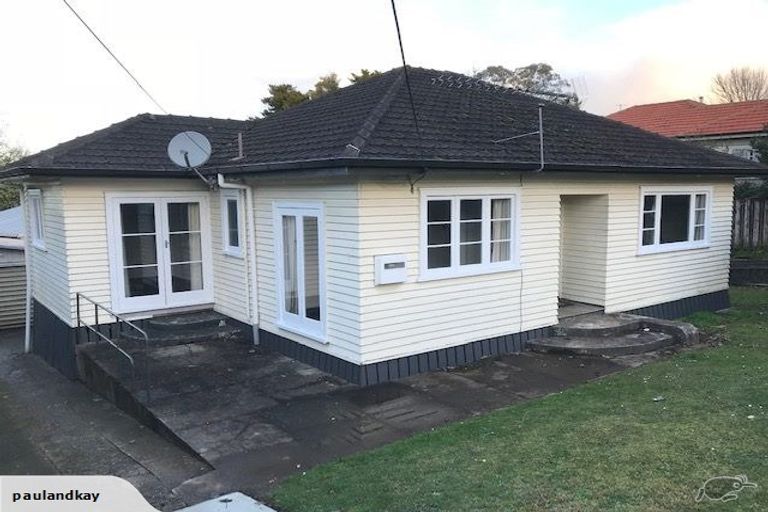 Photo of property in 18 Masters Avenue, Hillcrest, Hamilton, 3216