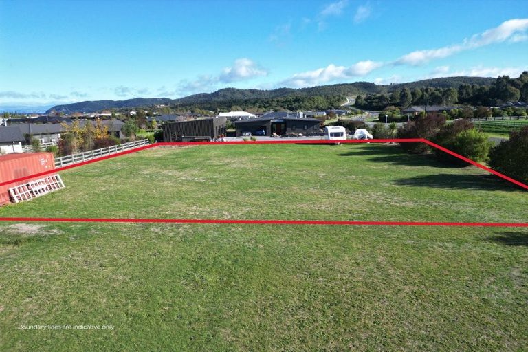 Photo of property in 4 Lancewood Way, Kinloch, Taupo, 3377
