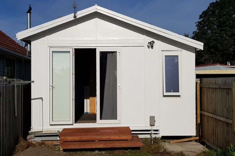 Photo of property in 17 Lane Street, Woolston, Christchurch, 8023