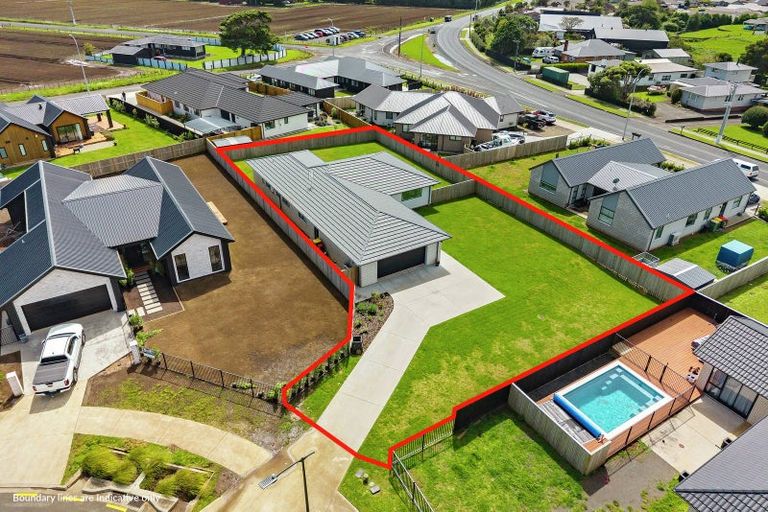 Photo of property in 28 Kerr Crescent, Patumahoe, 2679