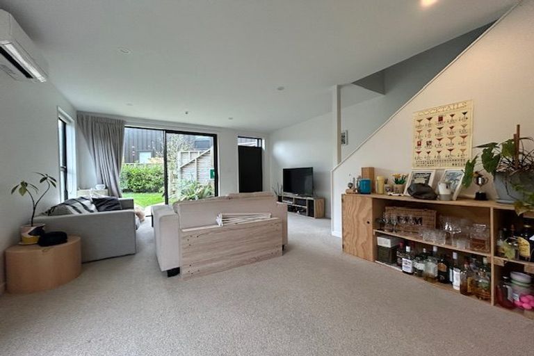 Photo of property in 41 Rua Kai Way, Brooklyn, Wellington, 6021