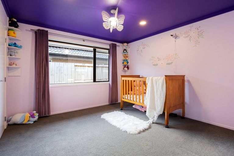 Photo of property in 18 Teatree Close, Huntington, Hamilton, 3210