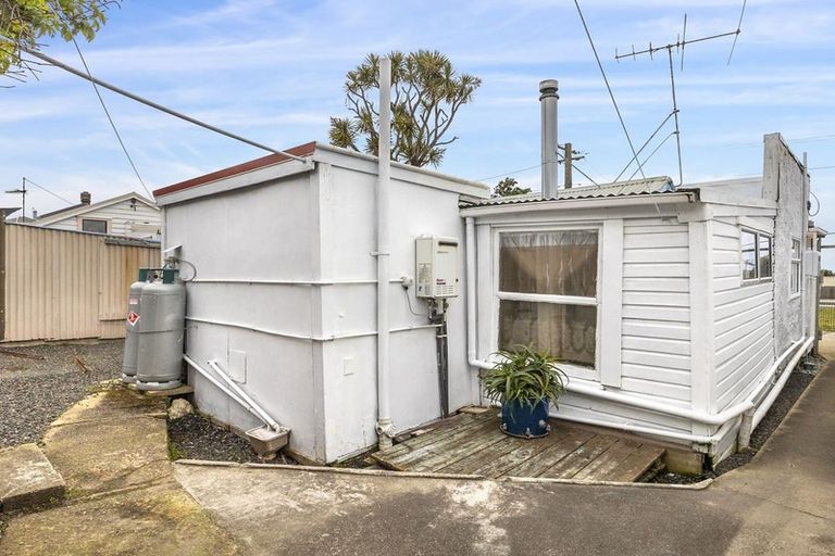 Photo of property in 7 Taylor Street, Brighton, Dunedin, 9035