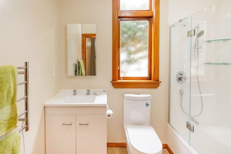 Photo of property in 247 College Street, West End, Palmerston North, 4412