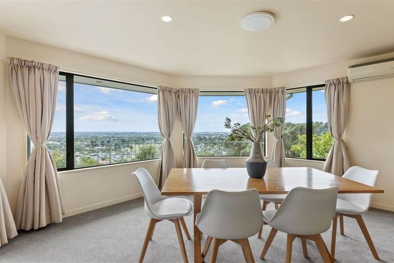 Photo of property in 43 Aotea Terrace, Huntsbury, Christchurch, 8022