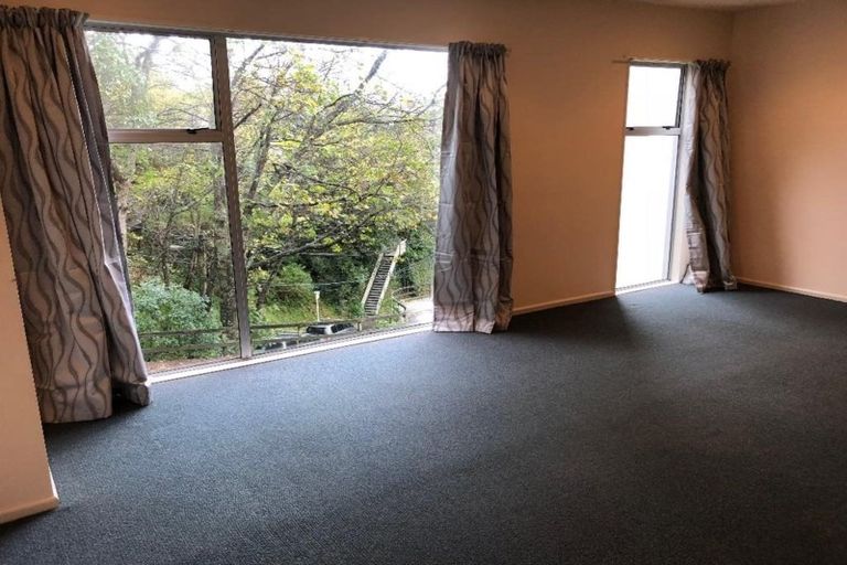 Photo of property in 9 Bank Road, Northland, Wellington, 6012