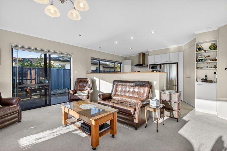 Photo of property in 30 Cody Crescent, Lansdowne, Masterton, 5810