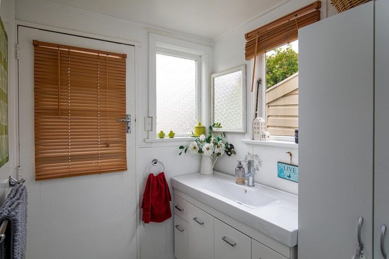 Photo of property in 10 Hazlett Street, Clyde, 9330