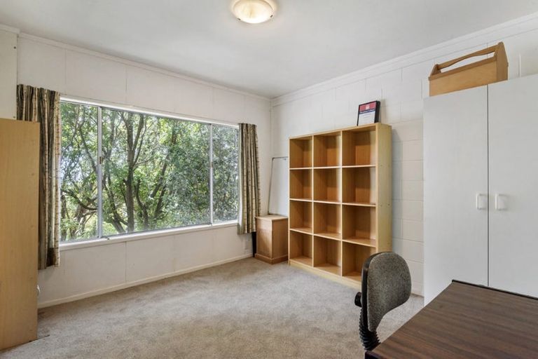Photo of property in 25 Coromandel Crescent, Mairangi Bay, Auckland, 0630