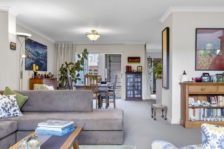 Photo of property in 47 Chateau Crescent, Rangatira Park, Taupo, 3330