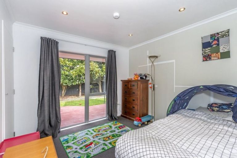 Photo of property in 23a Burnridge Place, Belfast, Christchurch, 8051