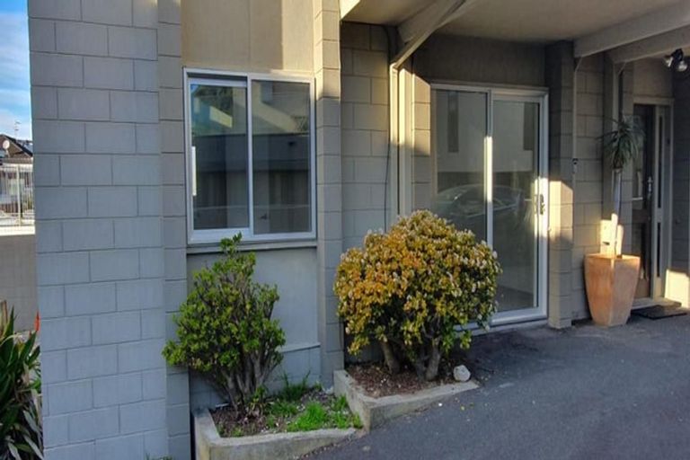Photo of property in 4/21 The Mall, Mount Maunganui, 3116