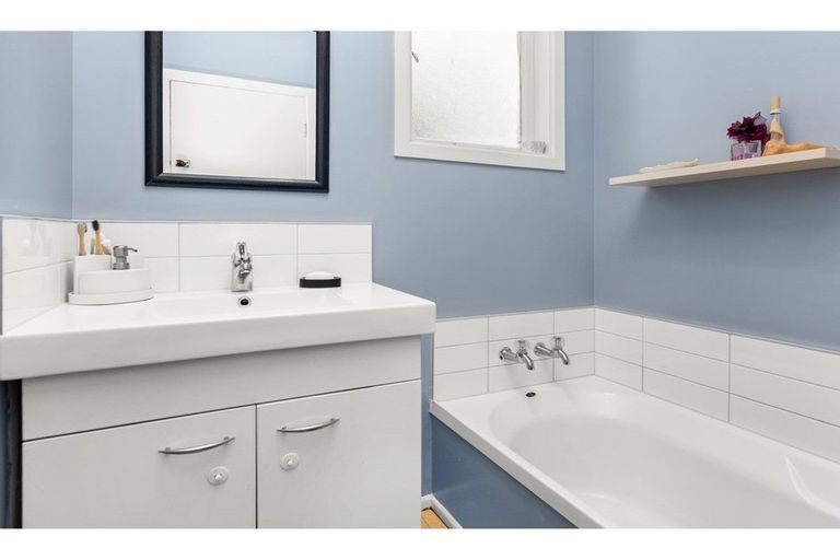 Photo of property in 7 Cureton Street, Morrinsville, 3300