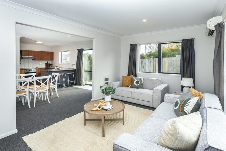 Photo of property in 2 Limes Avenue, Parklands, Christchurch, 8083