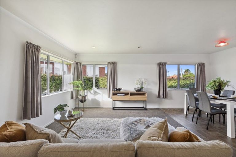 Photo of property in 3c Porchester Road, Papakura, 2110