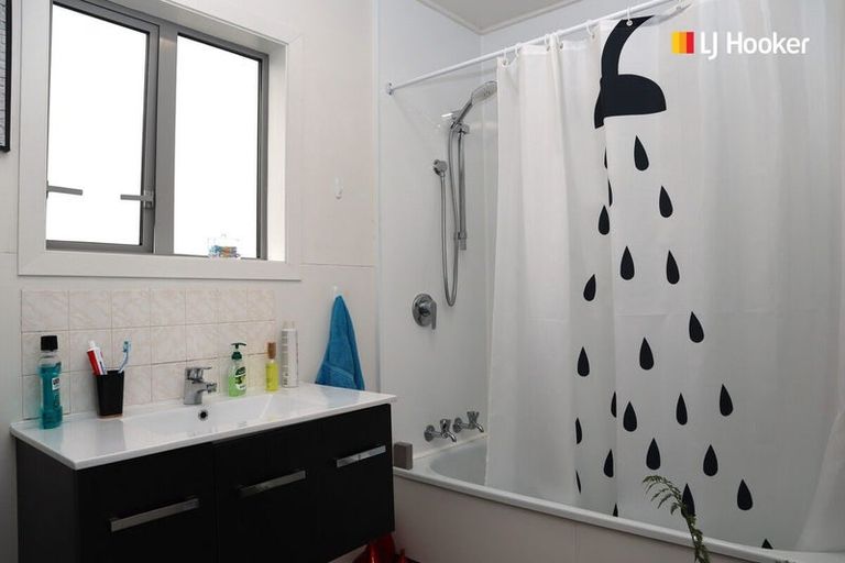 Photo of property in 11 Dick Street, South Dunedin, Dunedin, 9012