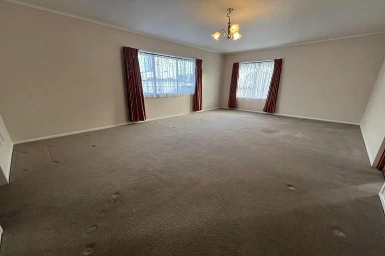 Photo of property in 2/1 Nelson Street, Papakura, 2110