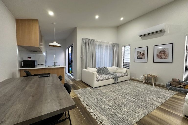 Photo of property in 3b Matakohe Road, Westgate, Auckland, 0814