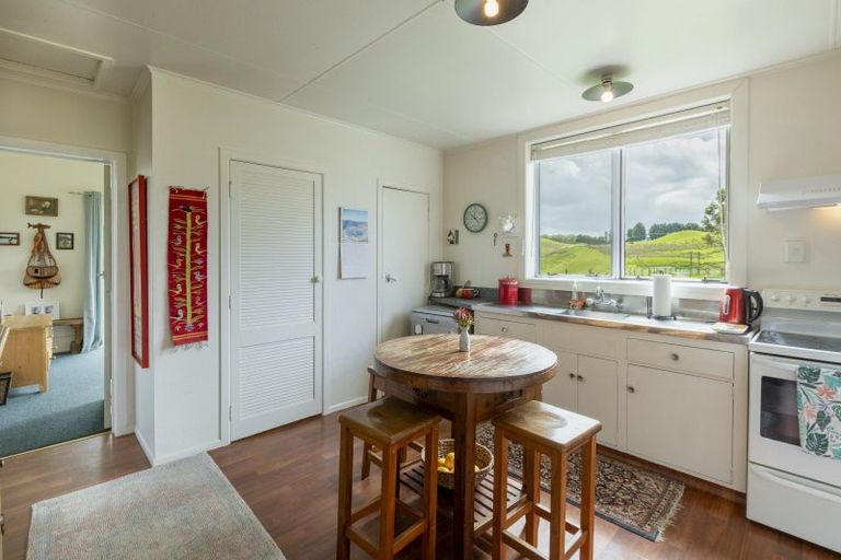 Photo of property in 664a Kairakau Road, Elsthorpe, 4295