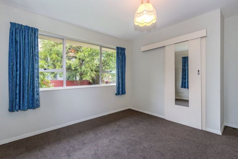 Photo of property in 23 Jenkins Avenue, Redwood, Christchurch, 8051