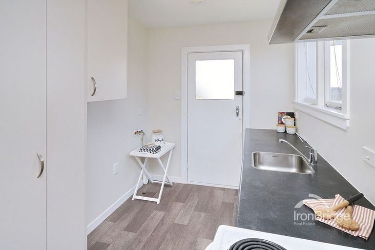 Photo of property in 2/123 Hills Road, Edgeware, Christchurch, 8013