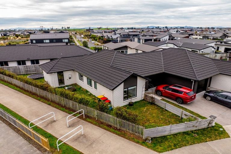 Photo of property in 2/34 Maggie Place, Chartwell, Hamilton, 3281