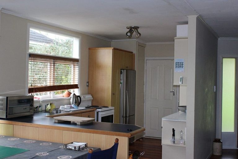 Photo of property in 71 Park Rise, Campbells Bay, Auckland, 0630